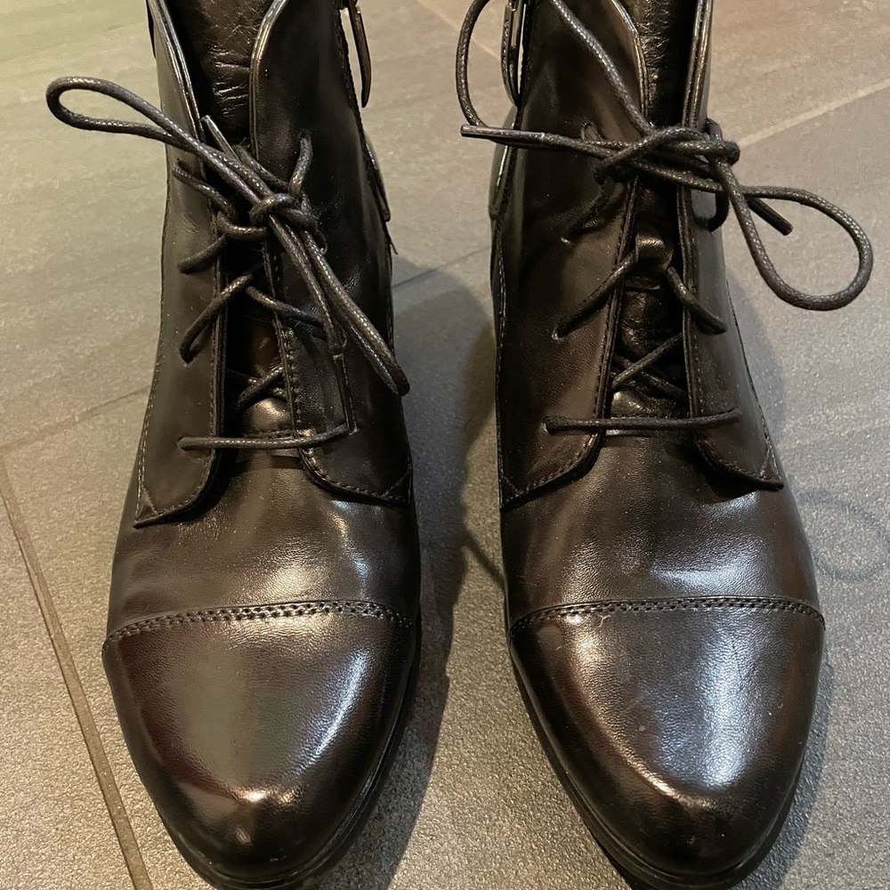 Elegant Black Ankle Boots for Women